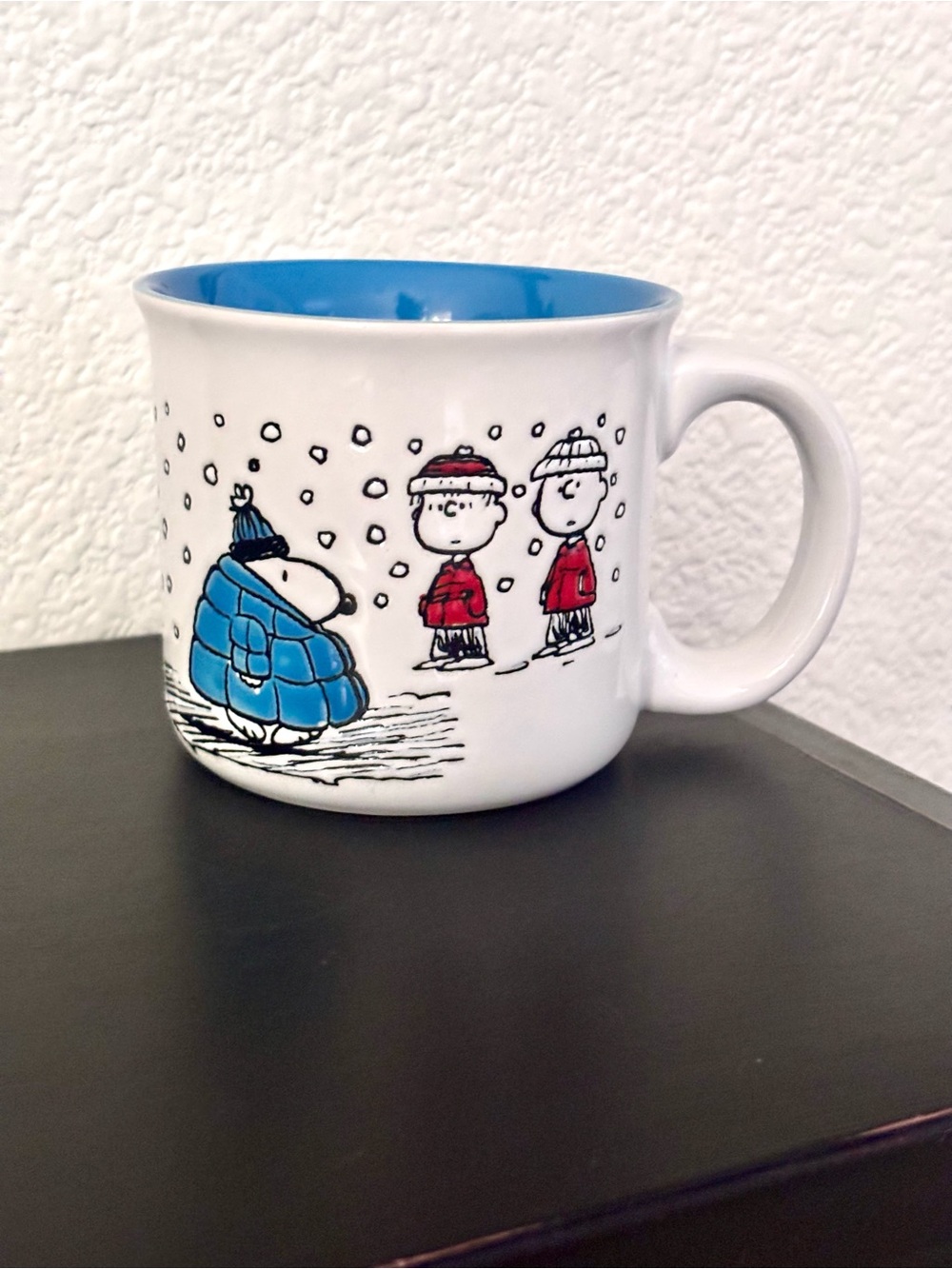 Peanuts Snoopy Blue Puffer Jacket Charlie Brown Linus Coffee Mug Winter NEW